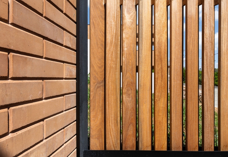 casa-torto-tagua-arquitetura-tijolo-ecologico-solo-cimento-estrutura-metalica (35)