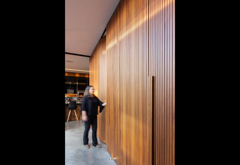 casa-torto-tagua-arquitetura-tijolo-ecologico-solo-cimento-estrutura-metalica (4)